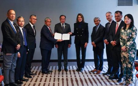 GOOGLE, KERAJAAN MALAYSIA JALIN KERJASAMA STRATEGIK SASAR CIPTA 300,000 PELUANG PEKERJAAN MENJELANG 2026