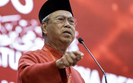 Muhyidin undur  Presiden Bersatu