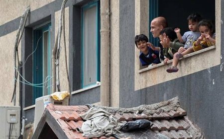 'MEREKA MUSNAHKAN, KAMI BINA SEMULA' - PENDUDUK GAZA