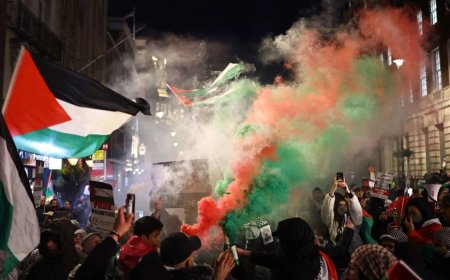 Puluhan ribu orang berarak di UK, Kanada gesa gencatan senjata kekal di Gaza