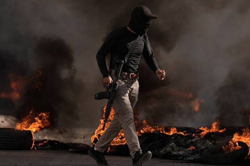 ISRAEL LANCAR SERANGAN DI TEBING BARAT, 14 TERKORBAN