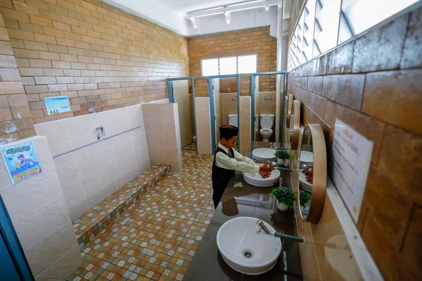 Tandas sekolah berwajah baharu, pelajar lebih bersemangat hadir ke sekolah