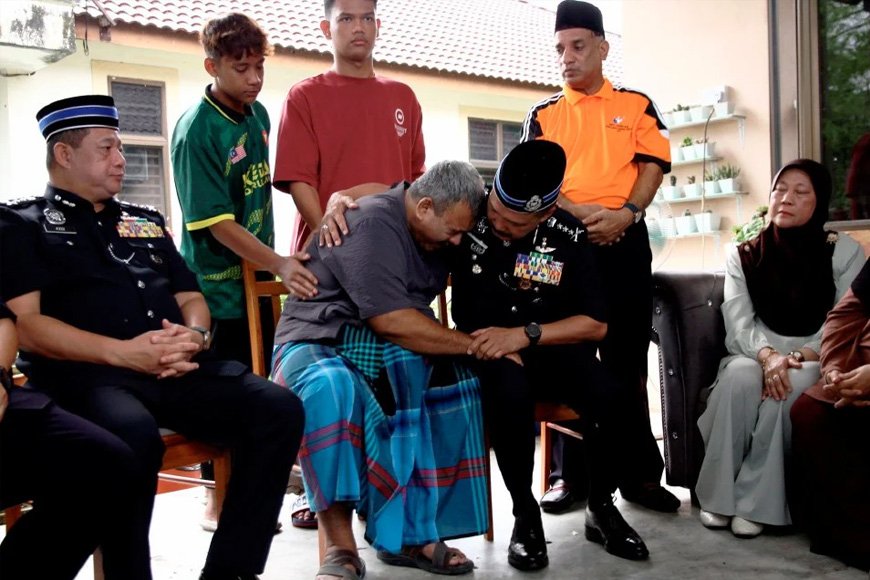 'Anak saya merintih 40 minit depan mata saya'