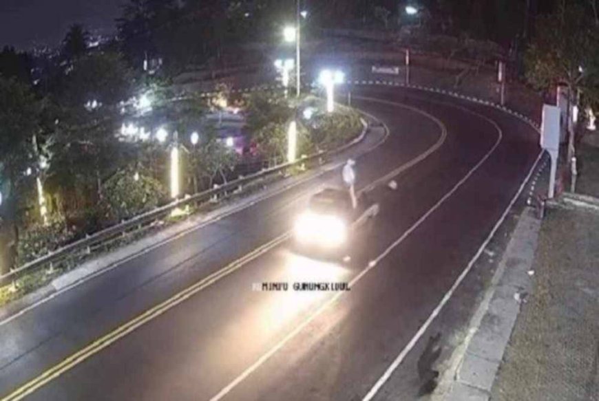 Penampakan pocong undang resah