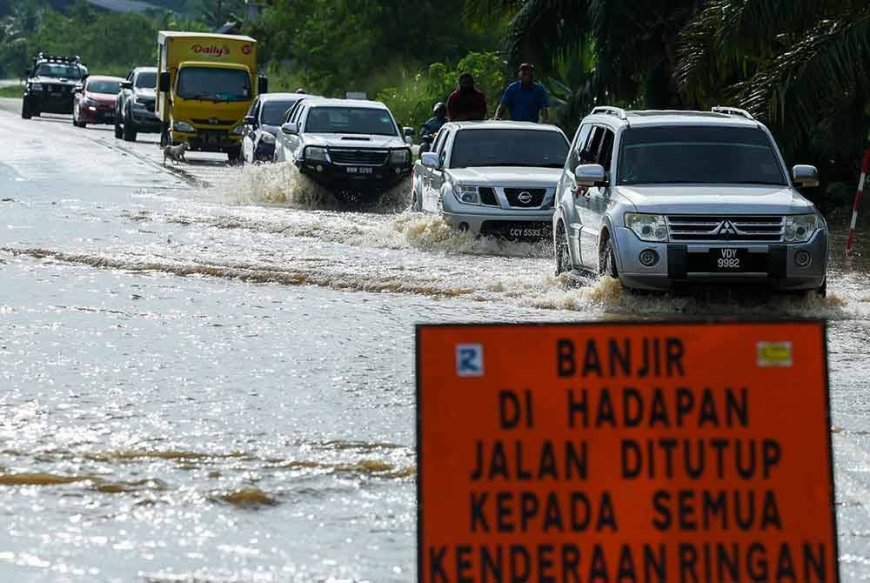 Masyarakat perlu waspada, siap sedia musim banjir