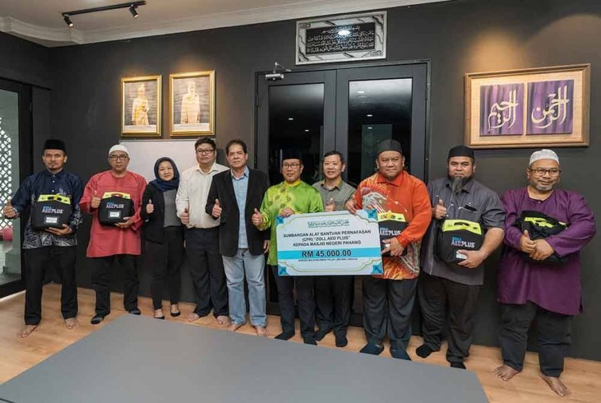 Sumbangan alat AED Muip bantu jemaah alami serangan jantung di masjid