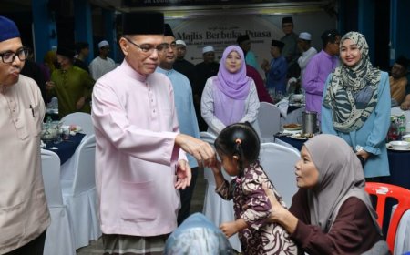 Pahang Prihatin… Tokwan Sampaikan Bantuan Kepada Mangsa Banjir