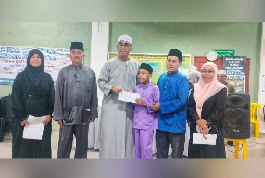 Anak yatim terima sumbangan lebih awal sempena Aidilfitri