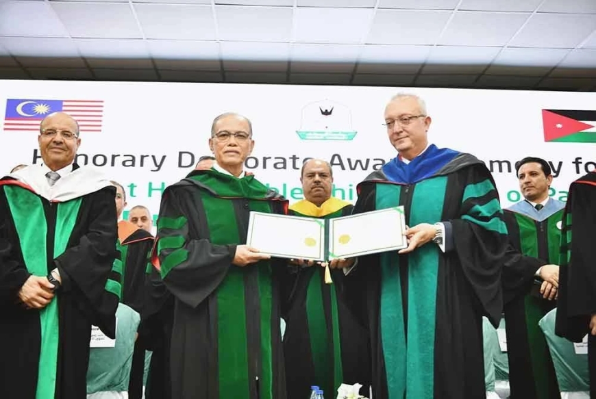 MB Pahang terima anugerah PhD Kehormat Universiti Yarmouk