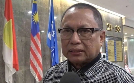 Keluar UMNO: Puad puji Zafrul, sindir Annuar Musa