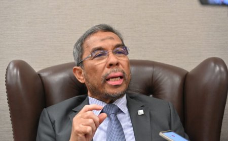 Layakkah Pemimpin Pecahkan Bangsa Melayu Tubuh ‘Payung’ Baharu?