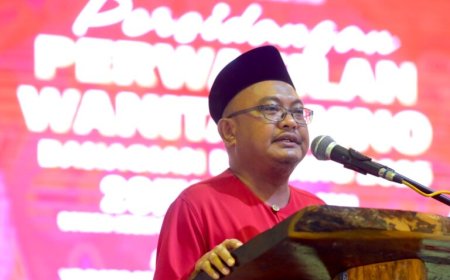 Payung Melayu: Niat Tun M Tidak Ikhlas