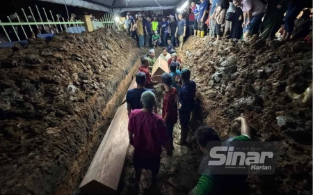 Tragedi Sungai Korok: Enam sekeluarga selamat dikebumikan dalam satu liang lahad