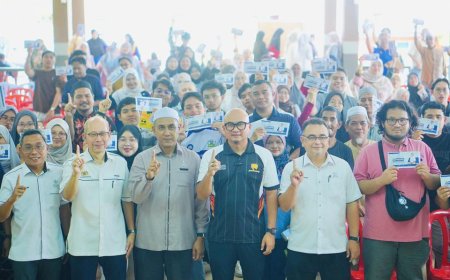 Kerajaan Pahang Salur RM56,800 Bantuan I.M Pahang Kepada Mahasiswa DUN Dong