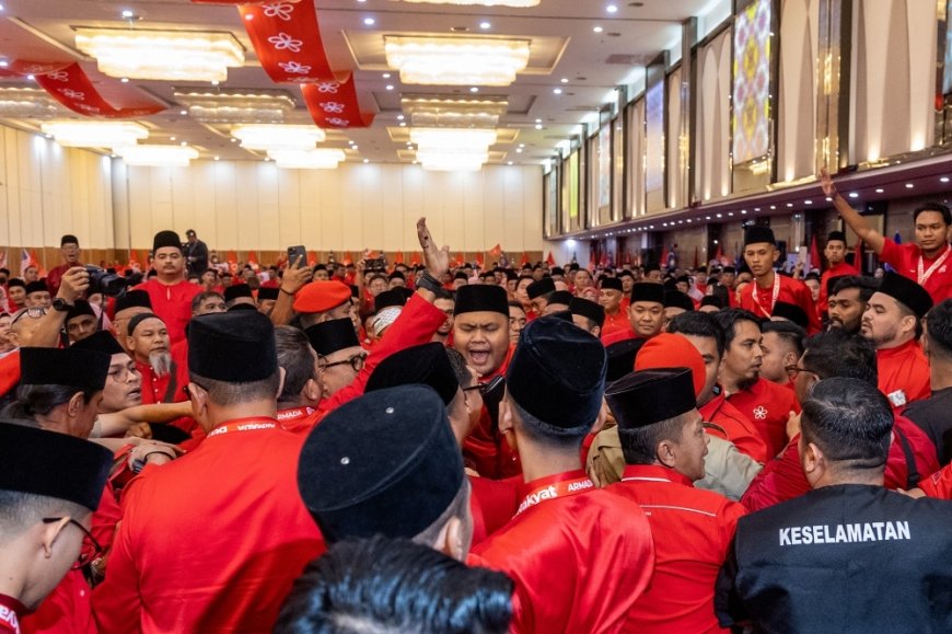 PPBM: Rumah Tangga Pun Tak Terurus, Bagaimana Mahu Pimpin Negara?