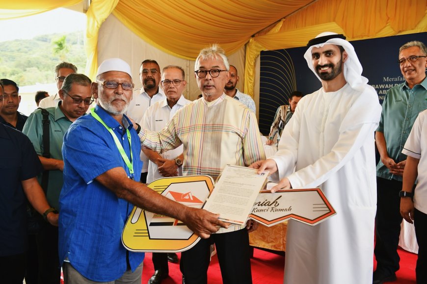 Sultan Pahang Cemar Duli Serah Kunci Rumah Rakyat Al-Sultan Abdullah (Ru’RASA)
