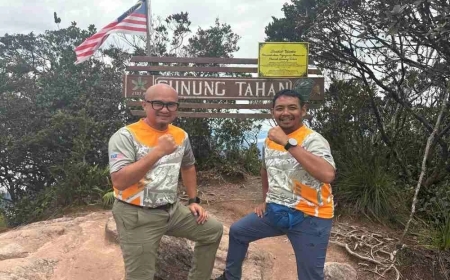 Dua ADUN Pahang tawan puncak Gunung Tahan