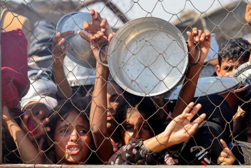 Dunia di ambang kebuluran