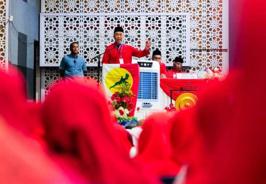 UMNO Perkukuh Kesatuan Saf, Bina Keyakinan Rakyat